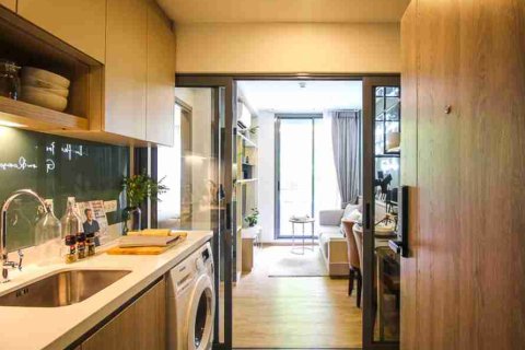 Condo in Bangkok, Thailand, 1 bedroom  № 183972 - photo 14