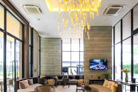 Condo in Bangkok, Thailand, 1 bedroom  № 183972 - photo 12