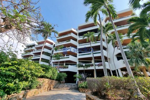 Condo in Pattaya, Thailand, 1 bedroom  № 195793 - photo 22
