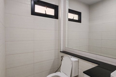 Villa in Chiang Mai, Thailand 5 bedrooms № 141414 - photo 30