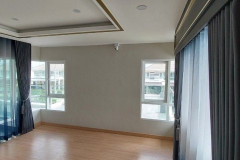 House in Chiang Mai, Thailand 4 bedrooms № 137448 - photo 8