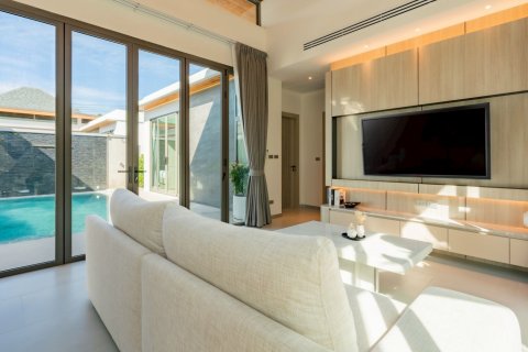 Villa in Phuket, Thailand 3 bedrooms № 137581 - photo 5