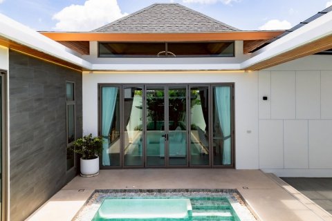 Villa in Phuket, Thailand 3 bedrooms № 137581 - photo 24