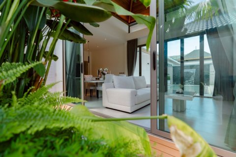 Villa in Phuket, Thailand 3 bedrooms № 137581 - photo 9