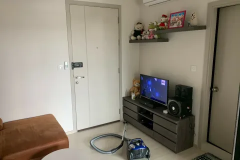 Studio dans le Condo à Khlong Toei, Bangkok, Thaïlande № 160581 - photo 2