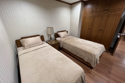 Condo à Watthana, Bangkok, Thaïlande, 2 chambres  № 160583 - photo 9