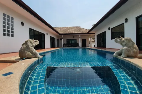 Villa à Hua Hin, Thaïlande 4 chambres № 160580 - photo 3