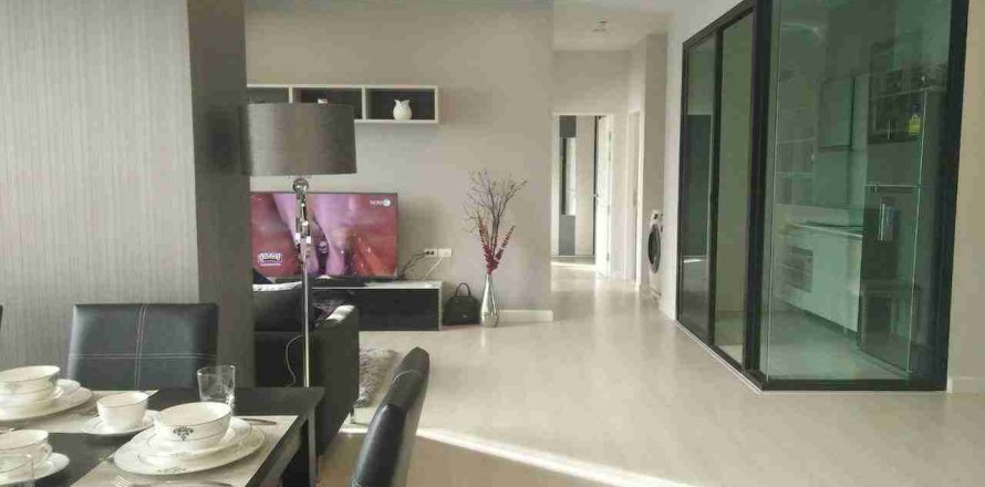 Condo in Bangkok, Thailand, 3 bedrooms  № 183660