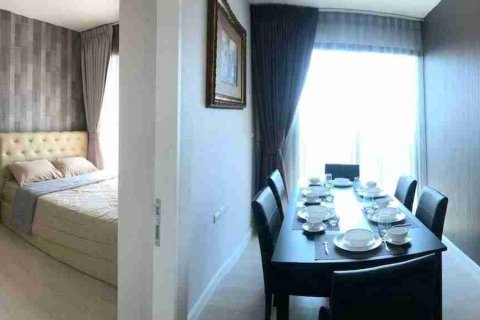 Condo in Bangkok, Thailand, 3 bedrooms  № 183660 - photo 7