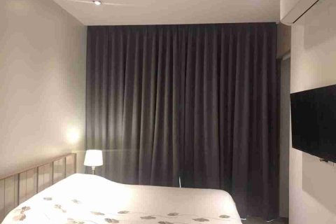 Condo in Bangkok, Thailand, 2 bedrooms  № 183662 - photo 9
