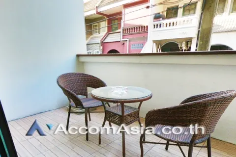 Reihenhaus in Khlong Toei, Bangkok, Thailand 6 Schlafzimmer № 216322 - Foto 11