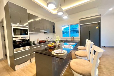 Villa in Hua Hin, Thailand 3 Schlafzimmer № 221926 - Foto 12