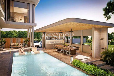 House in Pattaya, Thailand 5 bedrooms № 197980 - photo 2