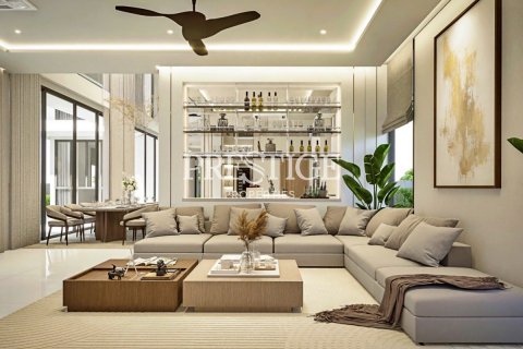 House in Pattaya, Thailand 5 bedrooms № 197980 - photo 3