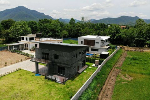 House in Chiang Mai, Thailand 13 bedrooms № 121866 - photo 2