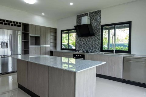 House in Chiang Mai, Thailand 13 bedrooms № 121866 - photo 17