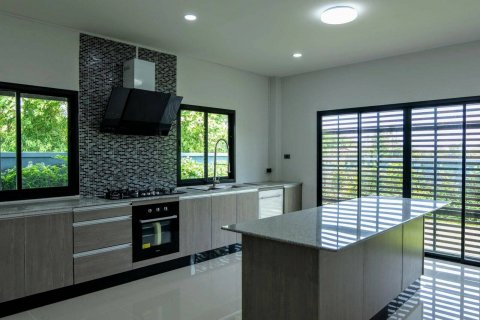 House in Chiang Mai, Thailand 13 bedrooms № 121866 - photo 16