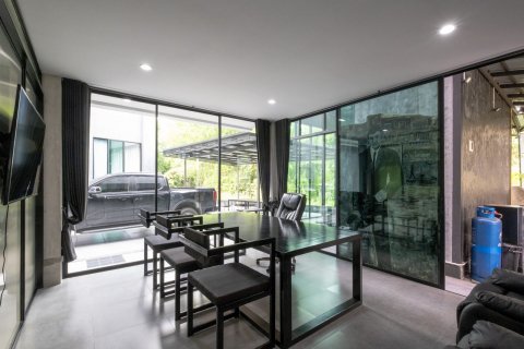 House in Chiang Mai, Thailand 7 bedrooms № 121796 - photo 14