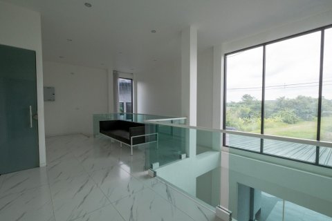 House in Chiang Mai, Thailand 7 bedrooms № 121796 - photo 15