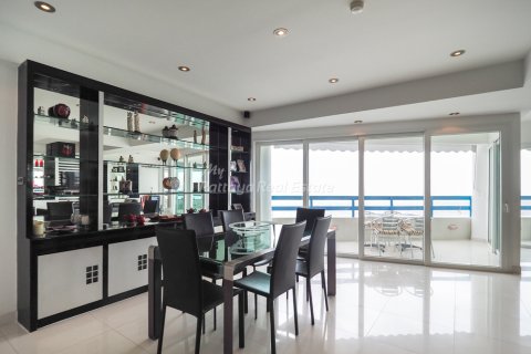 Condo in Pattaya, Thailand, 3 bedrooms  № 70342 - photo 7