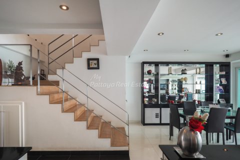 Condo in Pattaya, Thailand, 3 bedrooms  № 70342 - photo 3