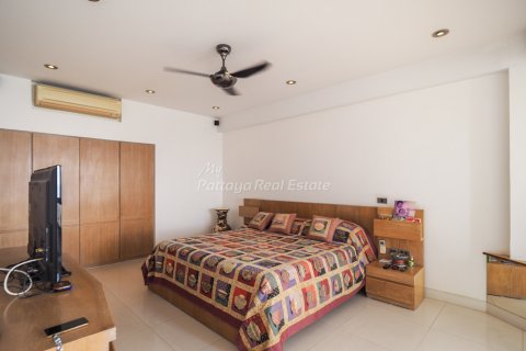 Condo in Pattaya, Thailand, 3 bedrooms  № 70342 - photo 24