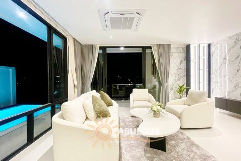 Villa in Kata, Thailand 3 bedrooms № 179323 - photo 13