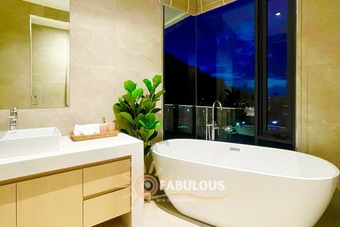 Villa in Kata, Thailand 3 bedrooms № 179323 - photo 7