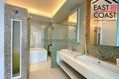 Condominio de 2 dormitorios en Pattaya, Tailandia № 213620 - foto 8
