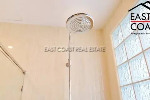 Condominio de 2 dormitorios en Pattaya, Tailandia № 213624 - foto 4
