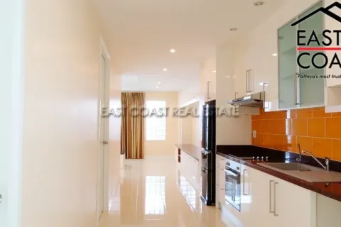 Condominio de 2 dormitorios en Pattaya, Tailandia № 213624 - foto 15