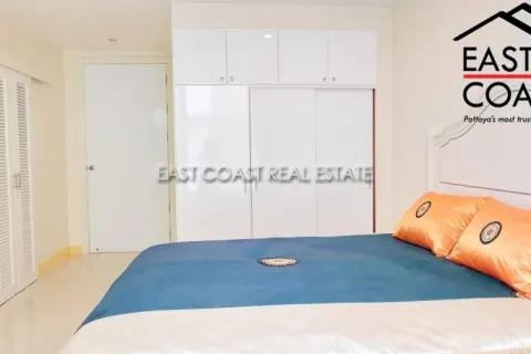 Condominio de 2 dormitorios en Pattaya, Tailandia № 213624 - foto 7