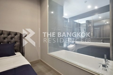 Condo in Bangkok, Thailand, 2 bedrooms № 184659 - photo 3