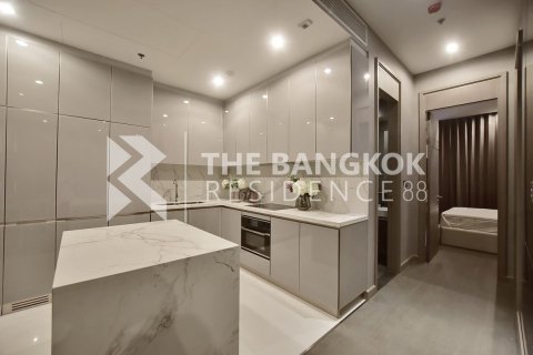 Condo in Bangkok, Thailand, 2 bedrooms  № 184659
