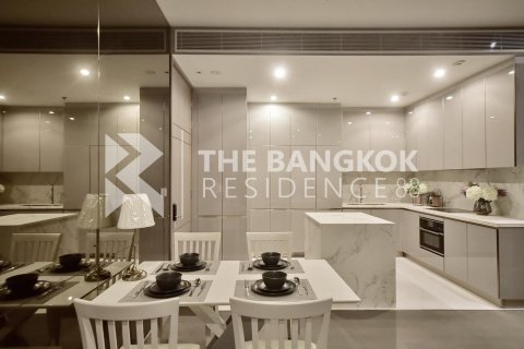 Condo in Bangkok, Thailand, 2 bedrooms № 184659 - photo 8