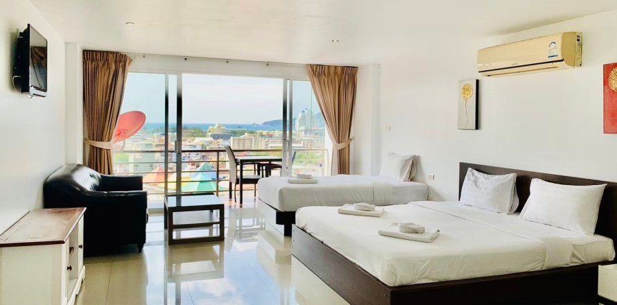 Studio in the Condo in Kathu, Thailand  № 156568