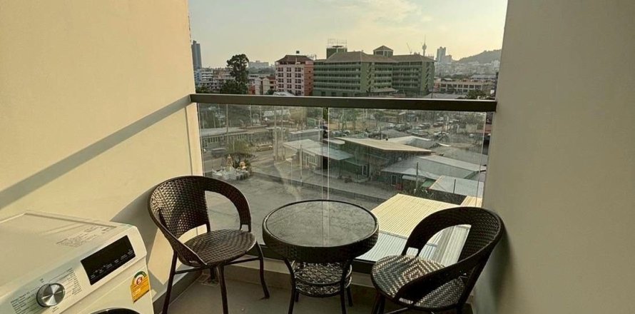 Condo in Pattaya, Thailand, 2 bedrooms  № 157840