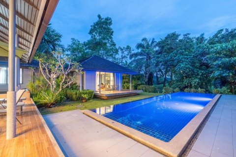 Вилла в Кату, Таиланд с 4 спальнями  № 151663 - фото 13