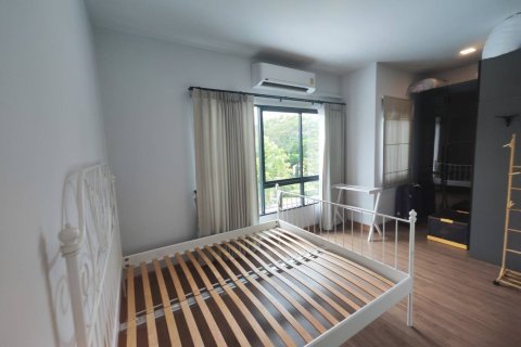 Таунхаус в Банг Круае, Таиланд с 4 спальнями № 167639 - фото 9