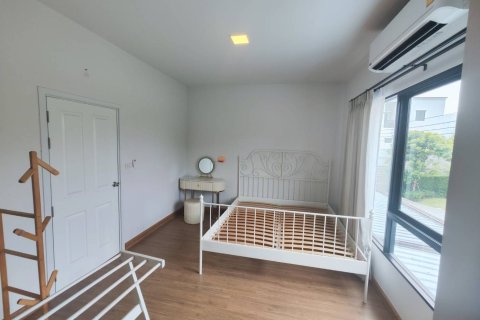 Таунхаус в Банг Круае, Таиланд с 4 спальнями № 167639 - фото 10