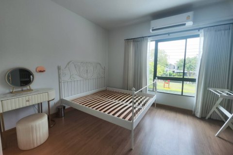 Таунхаус в Банг Круае, Таиланд с 4 спальнями № 167639 - фото 6