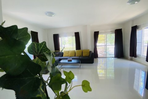 House in Pattaya, Thailand 3 bedrooms № 167644 - photo 6