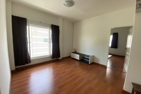 House in Pattaya, Thailand 3 bedrooms № 167644 - photo 5