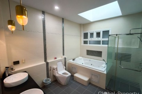 Дом в Паттайе, Таиланд с 4 спальнями  № 113591 - фото 30