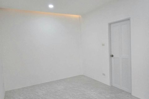 House in Phuket, Thailand 3 bedrooms № 169228 - photo 10