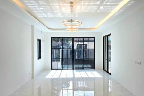 House in Phuket, Thailand 3 bedrooms № 169228 - photo 3