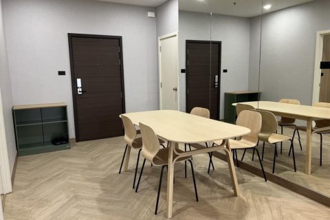 Кондоминиум с 2 спальнями в Бангкок Ной, Таиланд № 147177 - фото 8