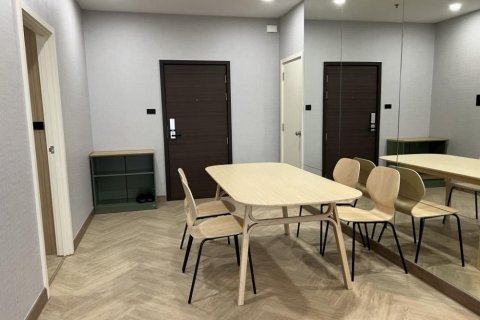 Кондоминиум с 2 спальнями в Бангкок Ной, Таиланд № 147177 - фото 6