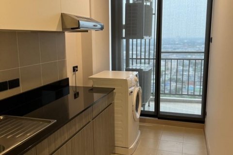 Кондоминиум с 2 спальнями в Бангкок Ной, Таиланд № 147177 - фото 11