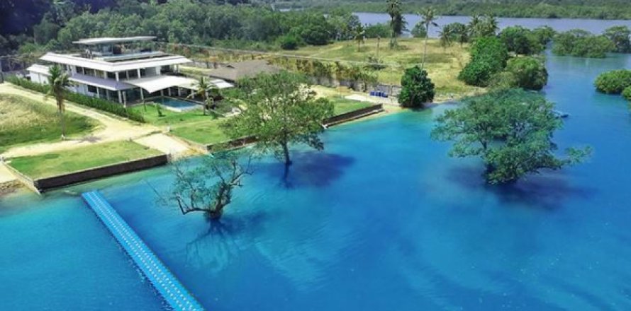 House in Mai Khao, Thailand 3 bedrooms № 192938